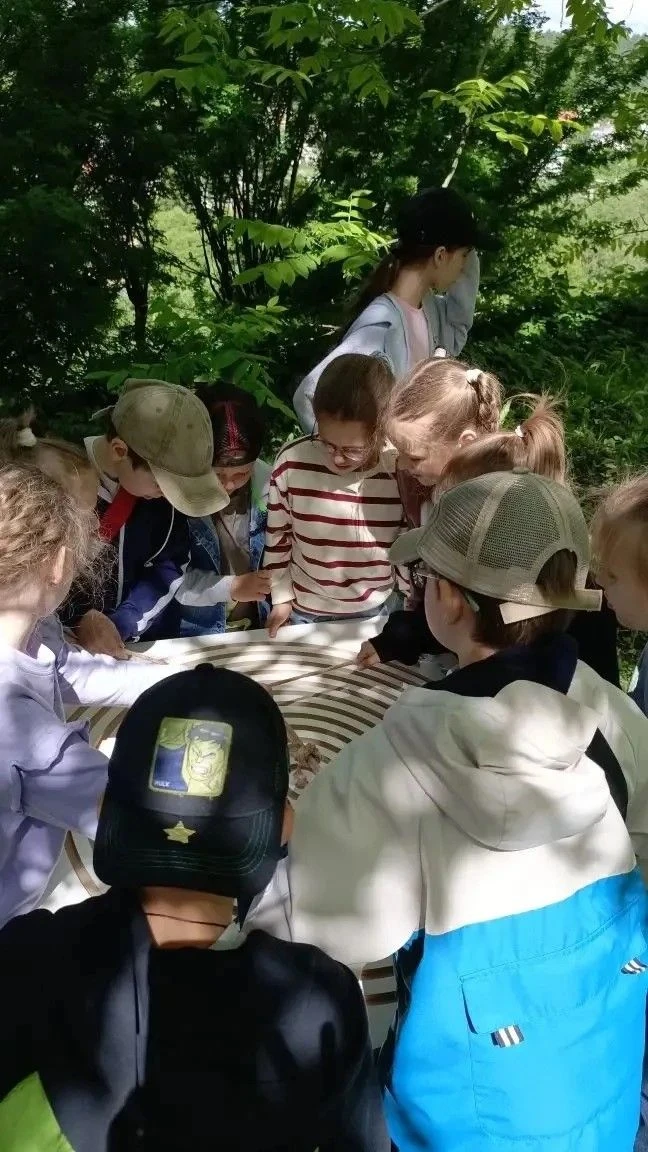 ☀️✨Яркий праздник детства: как прошло открытие летних площадок!
⁣
1 июня в семейном клубе "Берега"пр