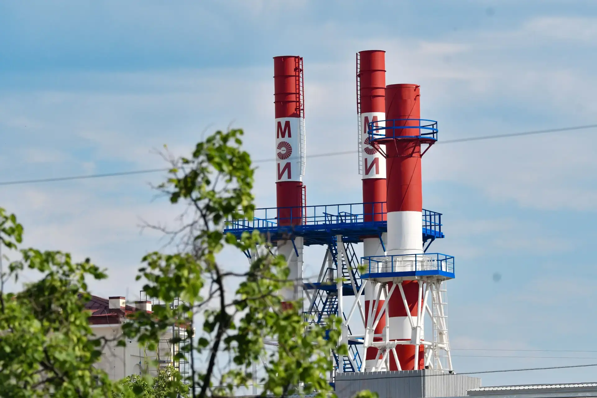 Главные события последнего месяца весны в Московском энергетическом ⚡

🔹 Нейросеть GigaChat сдала э