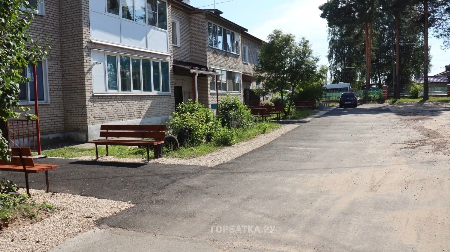 В Селивановском округе продолжается реализация программы «Благодвор»: отремонтированы дворовые проез