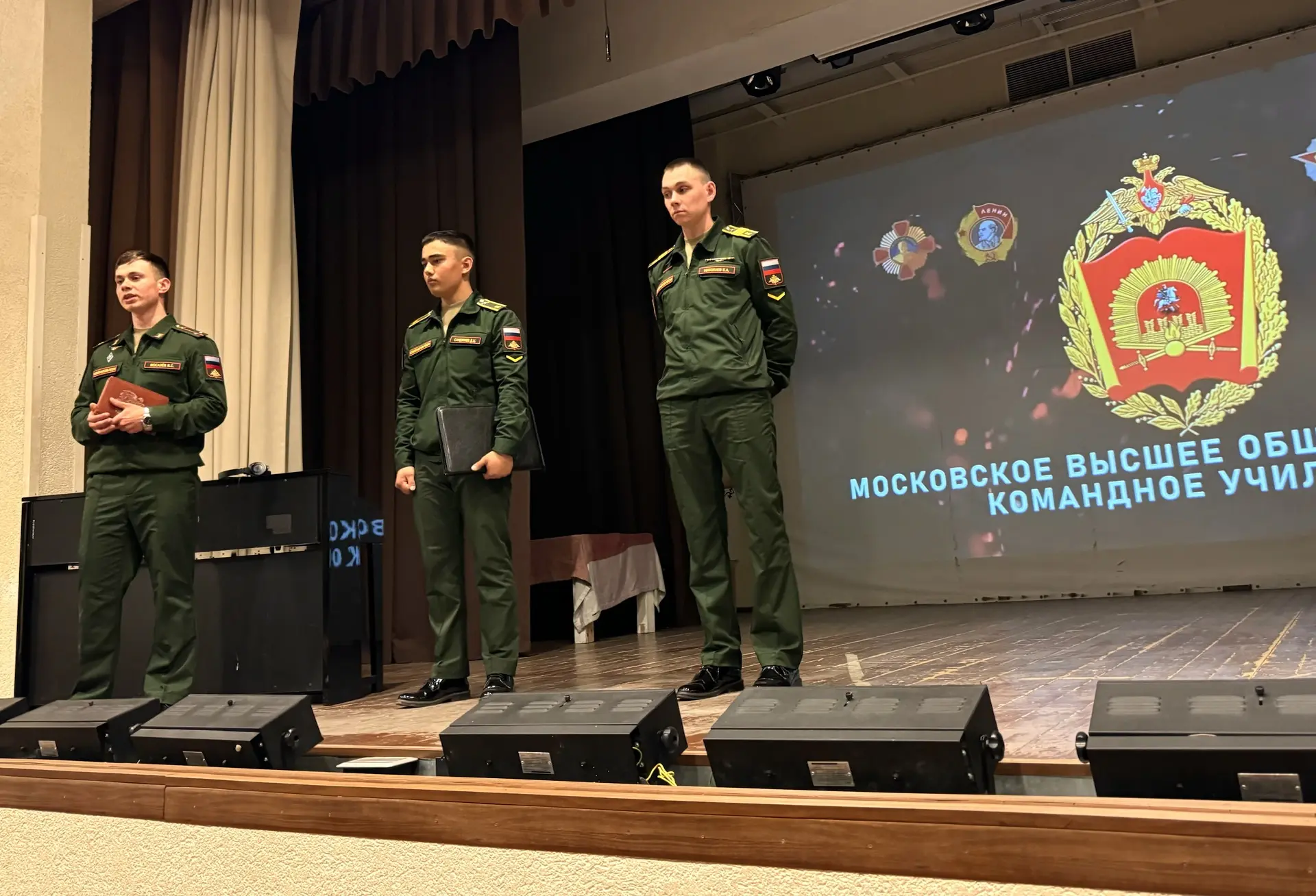 ВЫБИРАЕМ ПРОФЕССИЮ 🗓️ 6 мая для старшеклассников из корпуса на #Белозерская12 состоялась встреча с п