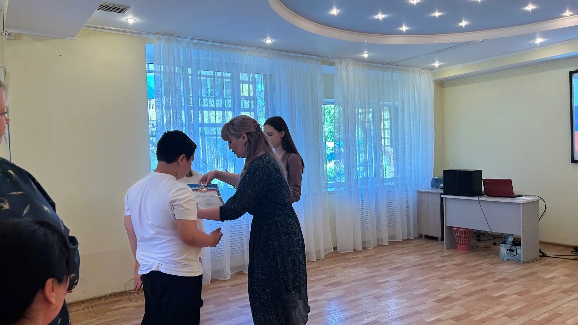 🎉 Последний звонок у 1 «Б» и 1 «В»!