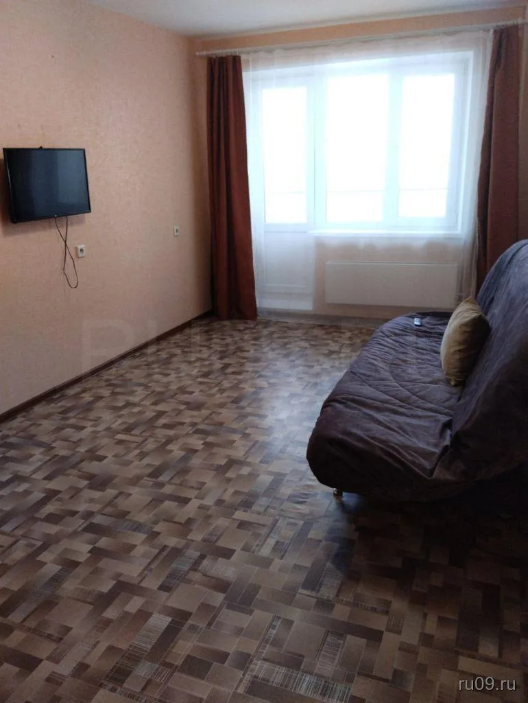 Сдам без посредников: 1-комнатная квартира, 39.6м²