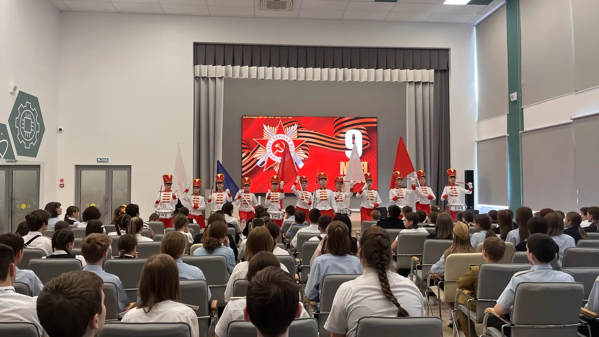 В рамках празднования 81-й годовщины Победы в Великой Отечественной войне наши ученики, обучающиеся 