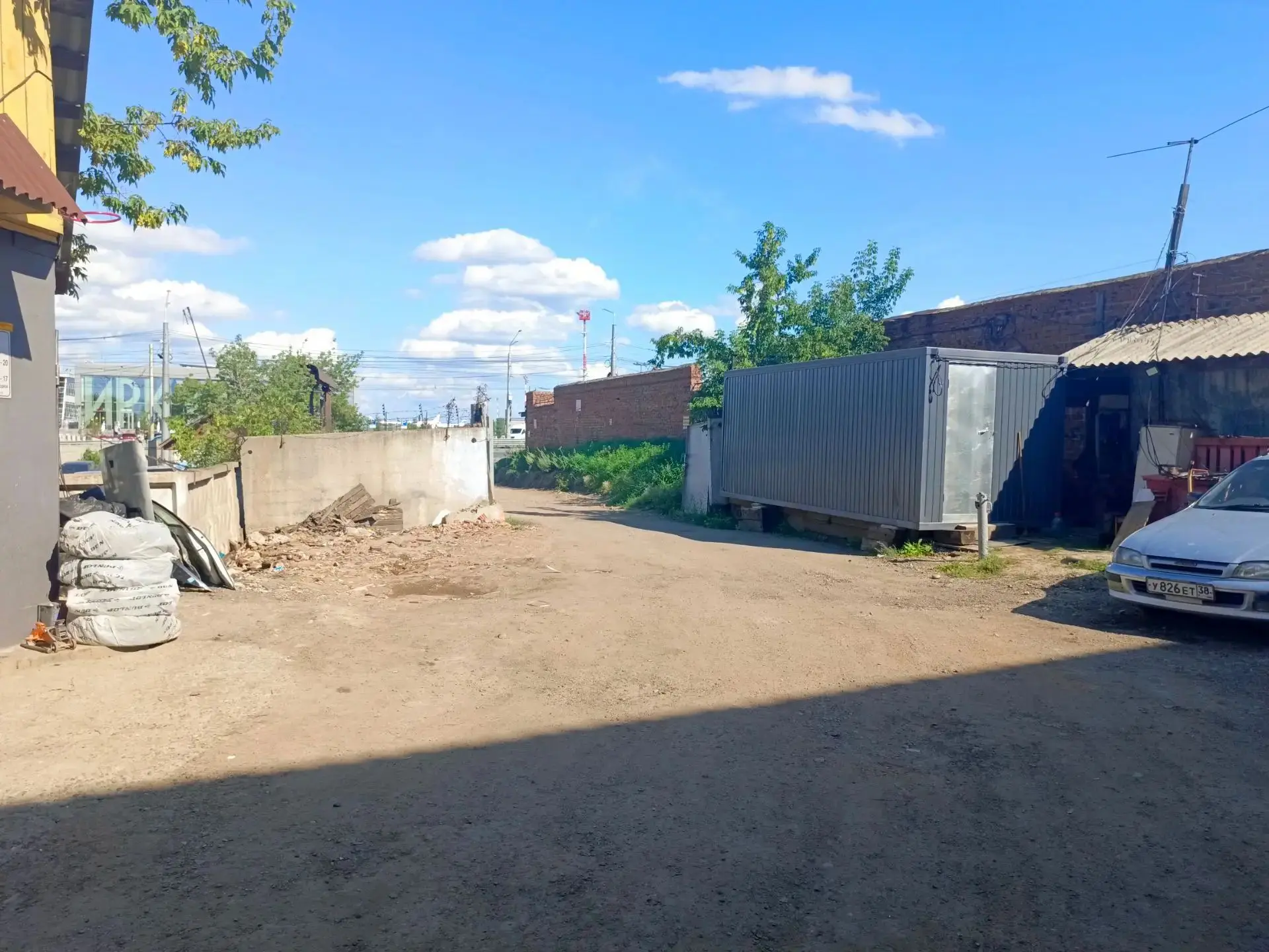 Самовольно возведенные строения снесены