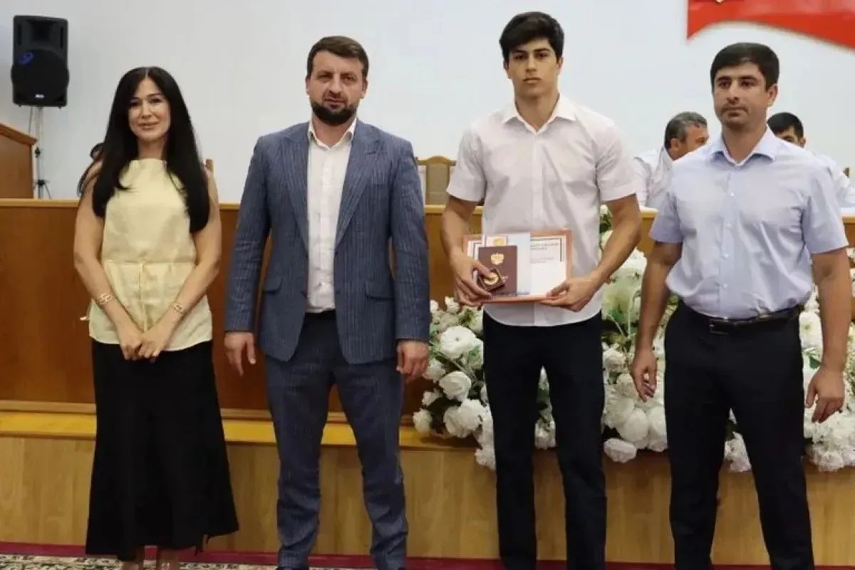 ⭐️ Гордость Избербаша: 49 золотых и 23 серебряных медалиста!