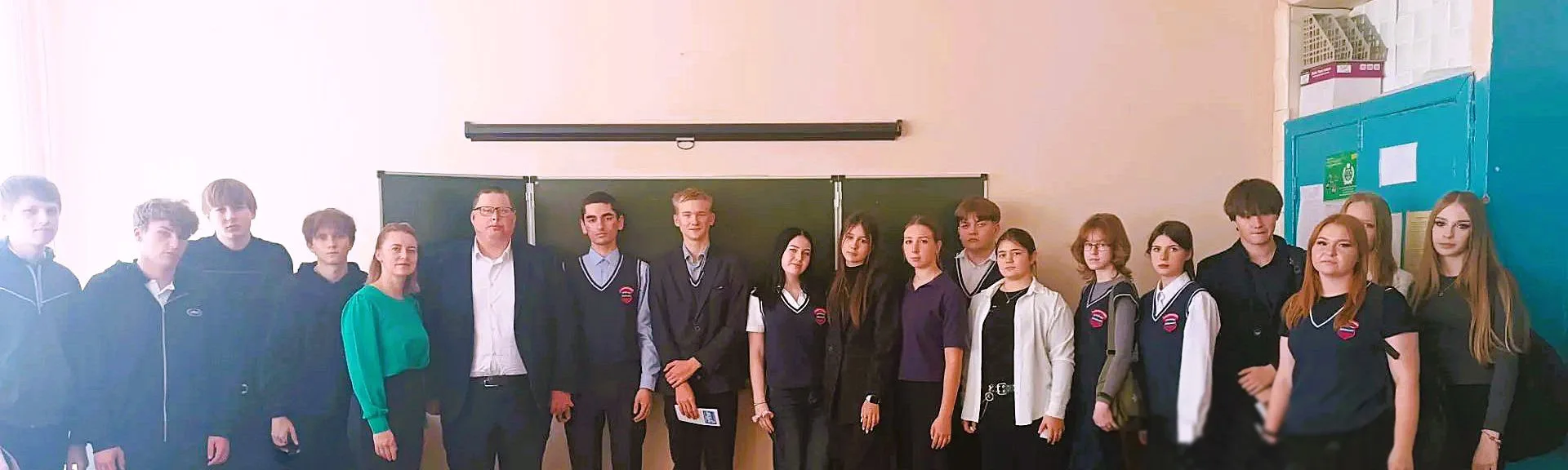 🇷🇺Народ непобедим, если он един!