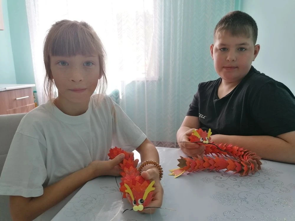 🐲В нашей творческой мастерской ребята создали  очередное творение. В центре внимания о...