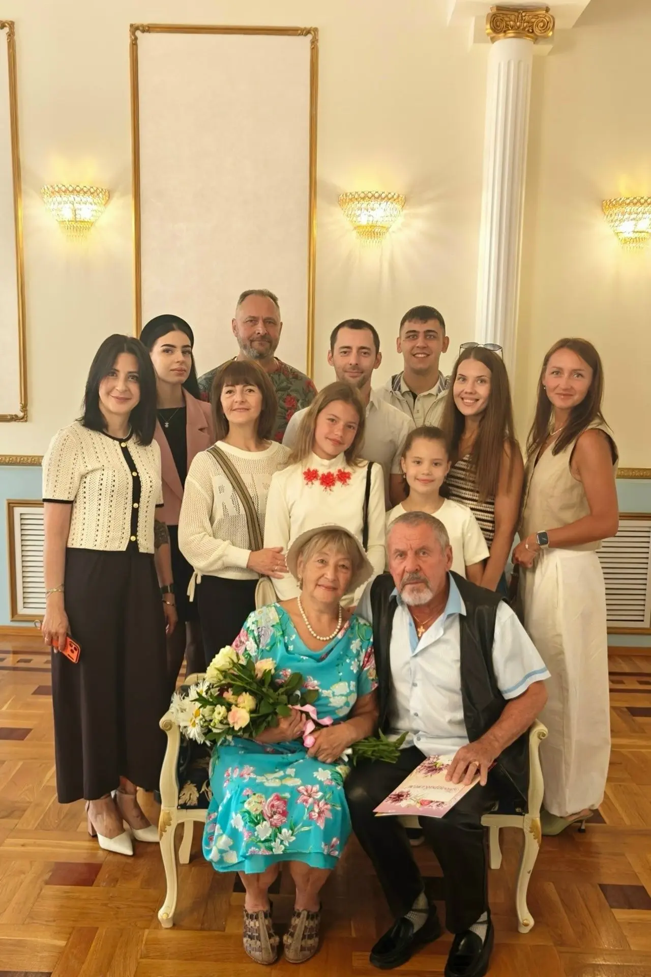 💎Бриллиантовая свадьба в Смоленске: 60 лет вместе

В Управлении ЗАГС Администрации города Смоленска