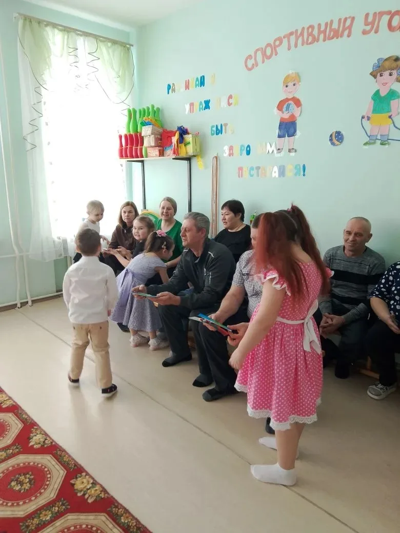 В нашем детском саду прошло мероприятие, посвященное 23 февраля. Дети с любовью, нежнос...