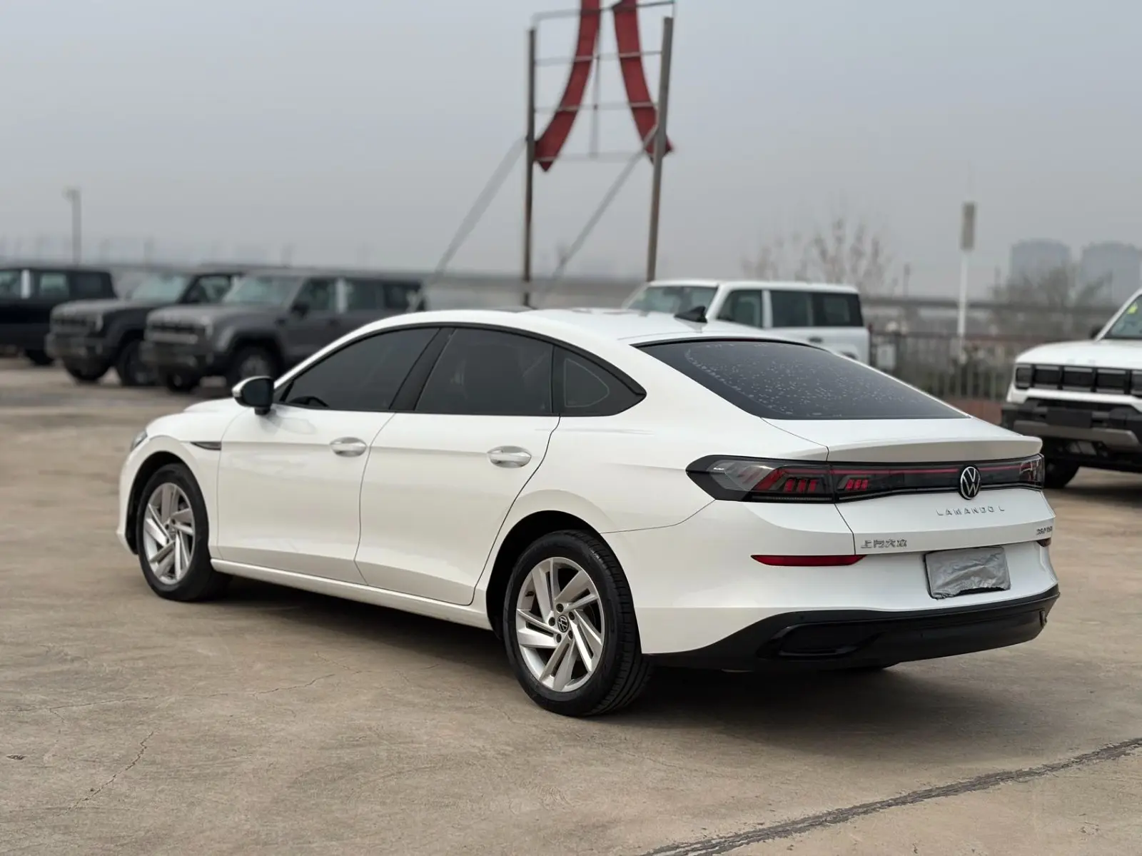 🇨🇳🚘VW Lamando L в наличии в Китае   * Стильный «немец», который производится на совместном с VW заво