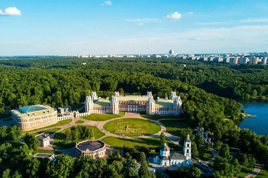 Москва официально признана самым зелёным мегаполисом планеты в своей категории.