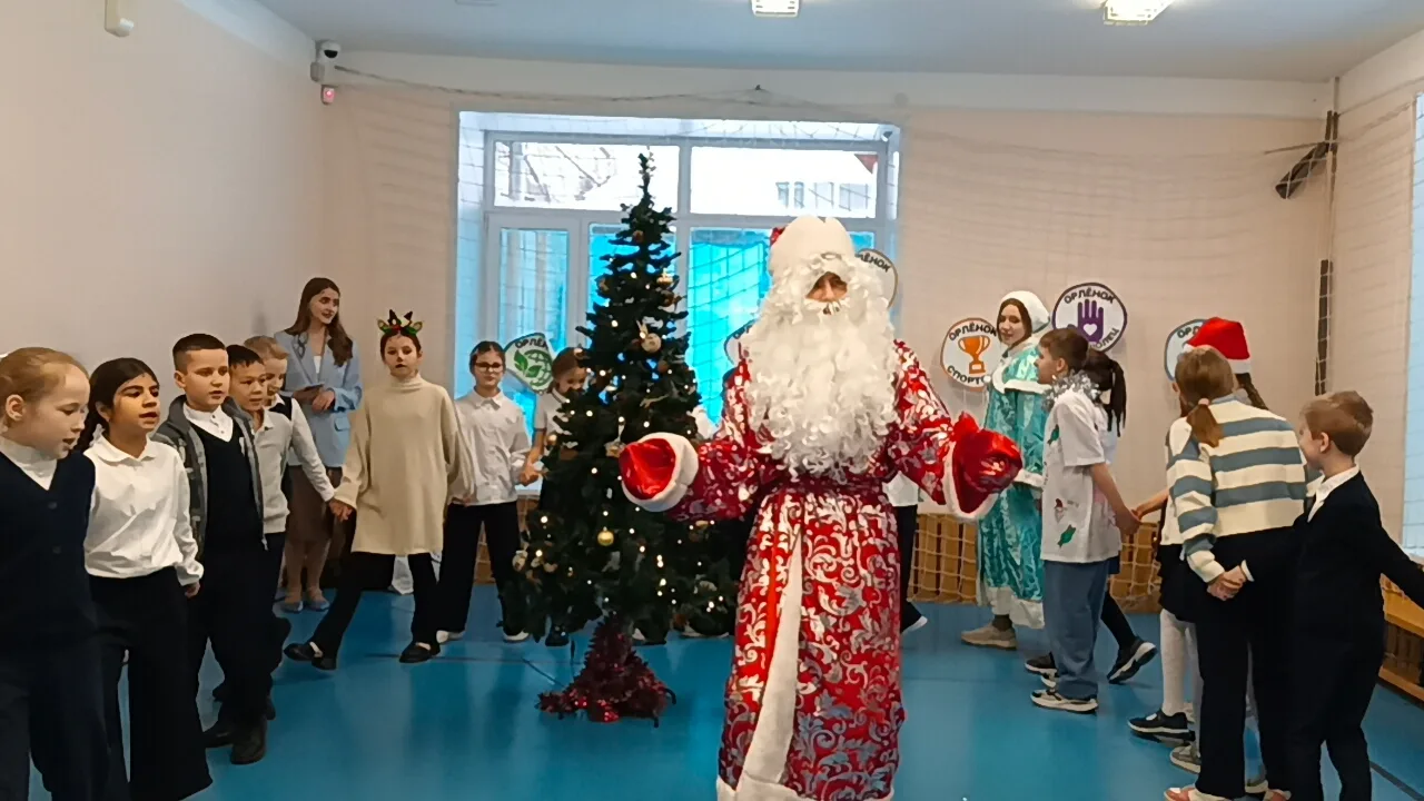 🌠 Активисты «Движения Первых» подарили новогоднюю сказку!  16 и 17 декабря в рамках проекта "Российс