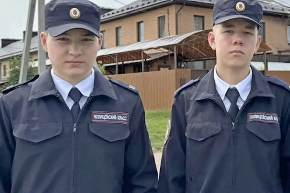 В Башкирии два восьмиклассника спасли людей из горящей многоэтажки. Все случилось в Сте...