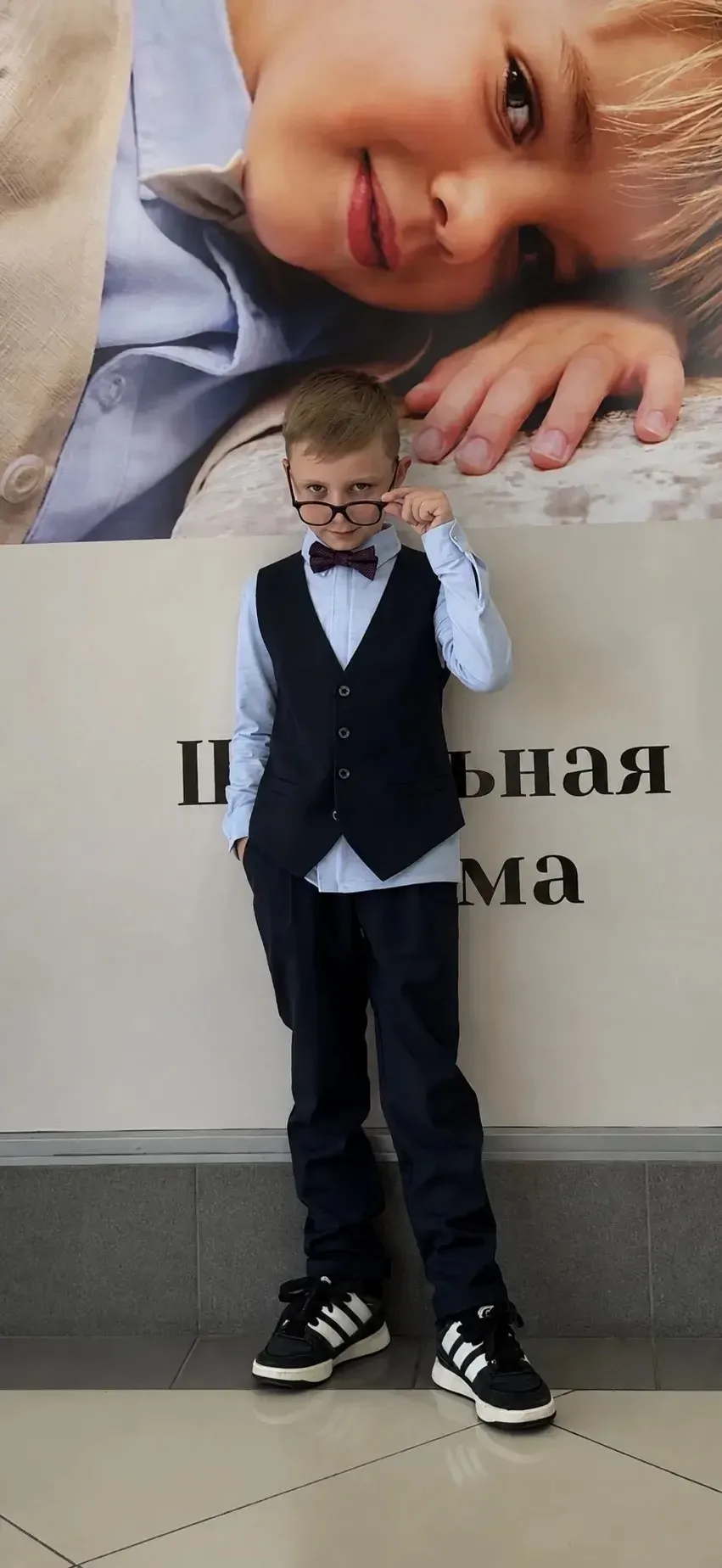 Когда решил быть самым модным в школе 😎