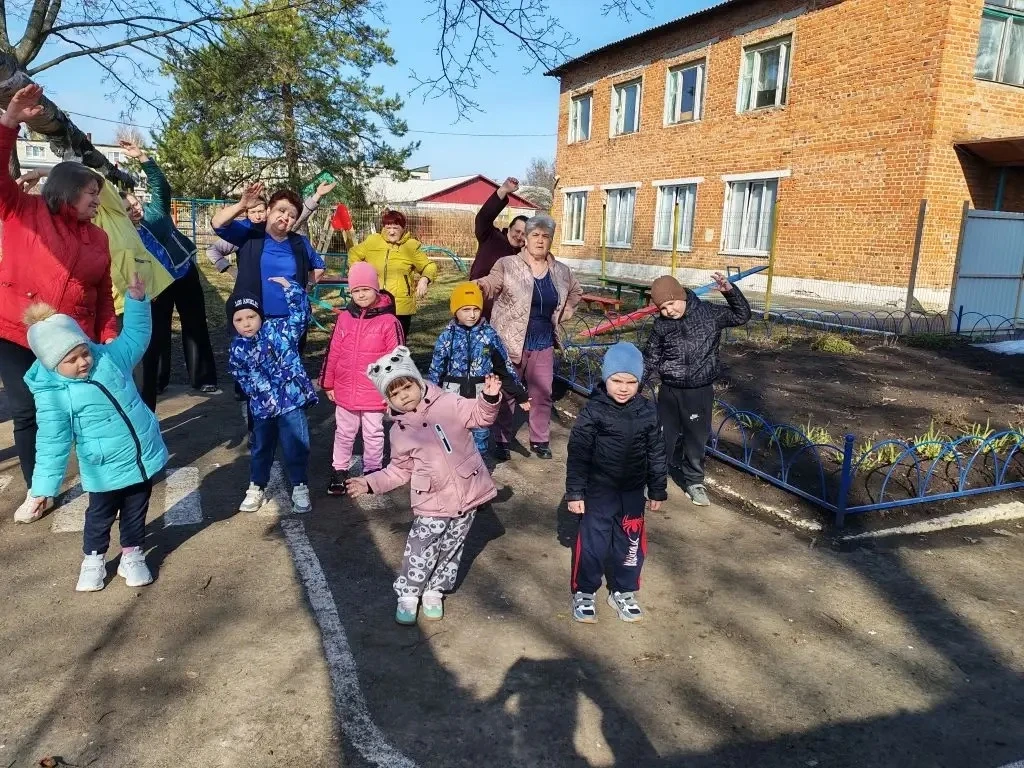🏃‍♀️✨ Шаг за шагом — к здоровью! ✨🏃‍♂️

☝️День массового шага объединил всех: от самых юных воспит