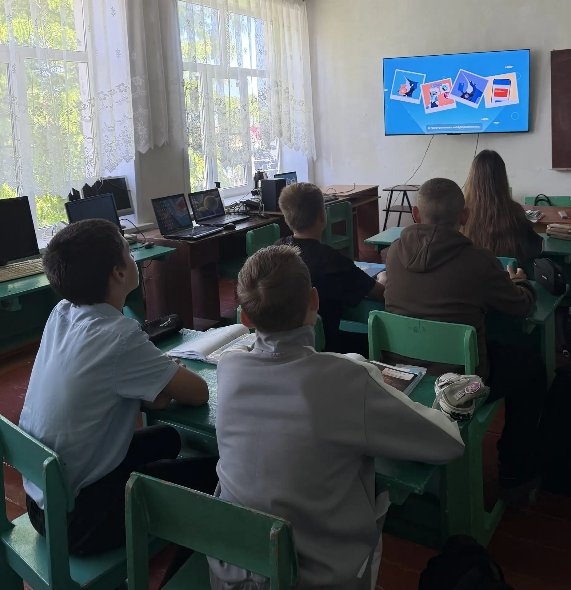 В рамках всероссийского проекта «Цифровой ликбез» в школе прошли уроки цифровой грамотн...