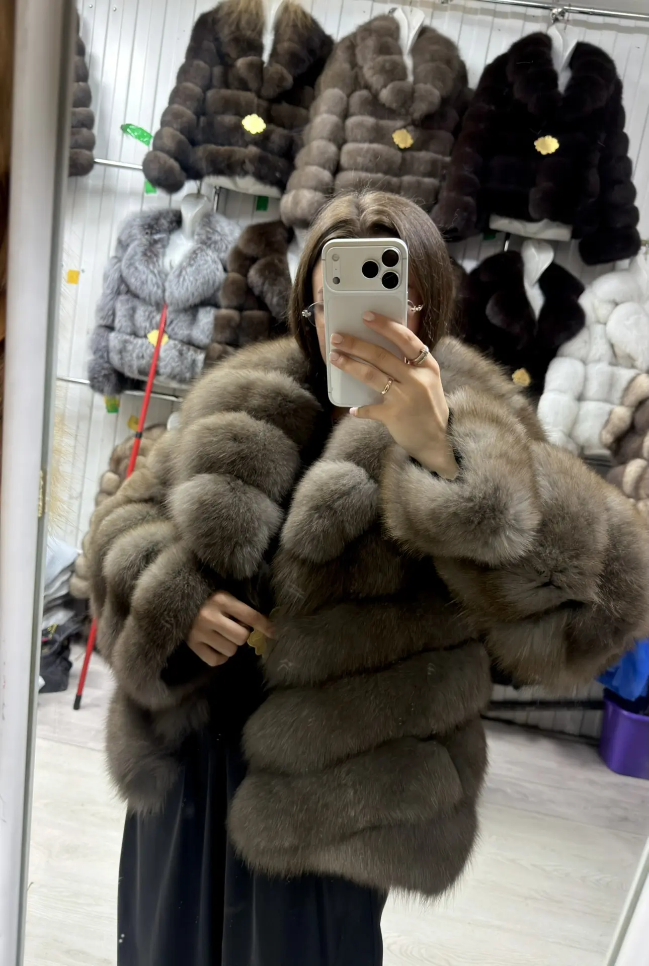 Шубка из песца 
цвет тор-тор 
38.000₽ ( 3 оттенка ) 
Пока я на складах 🩵