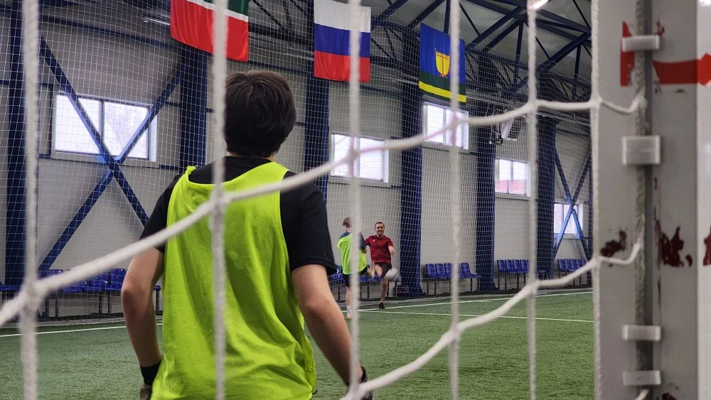 Спорт, дружба и уважение! ⚽️🚒  Сегодня наши ребята из школьной футбольной команды «Движения Первых» 