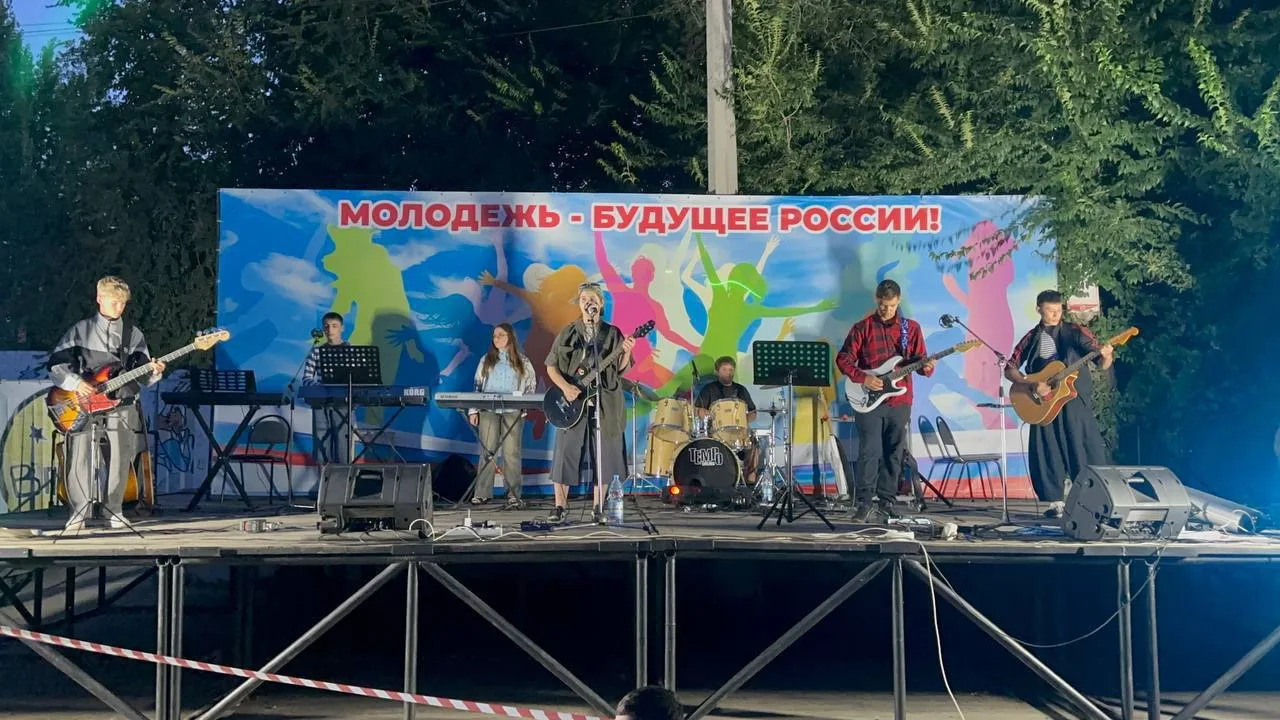 ⭐️29 августа на площадке «Шаг вперёд» в Иловле состоялся яркий концерт — настоящий пода...