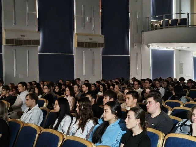 Летний трудовой сезон студентов-медиков станет круглогодичным