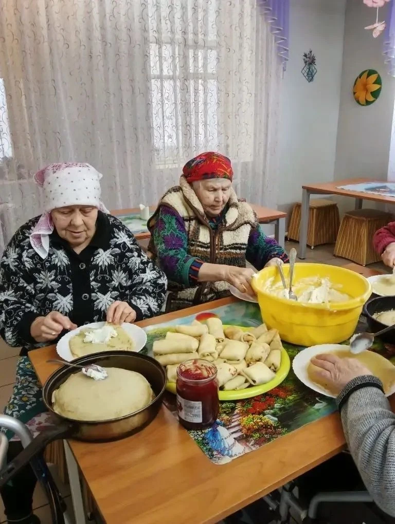 🥞Блинный Мастер-Класс в Холмовском Доме-Интернате!   🤩В столовой Холмовского дома-интерната для прес