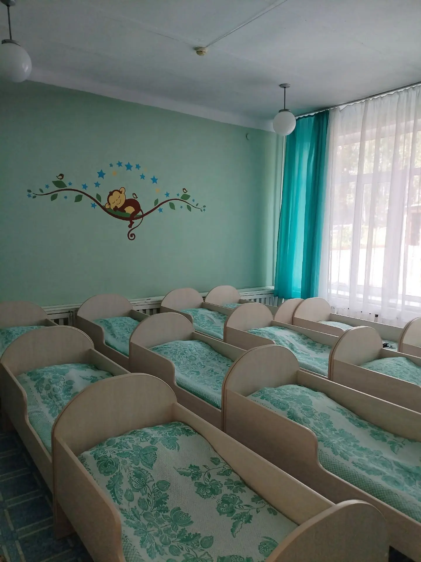 󲐠Ремонт продолжается! 🎉
😊 Мы рады сообщить, что спальни уже готовы — теперь наши малыши будут отд