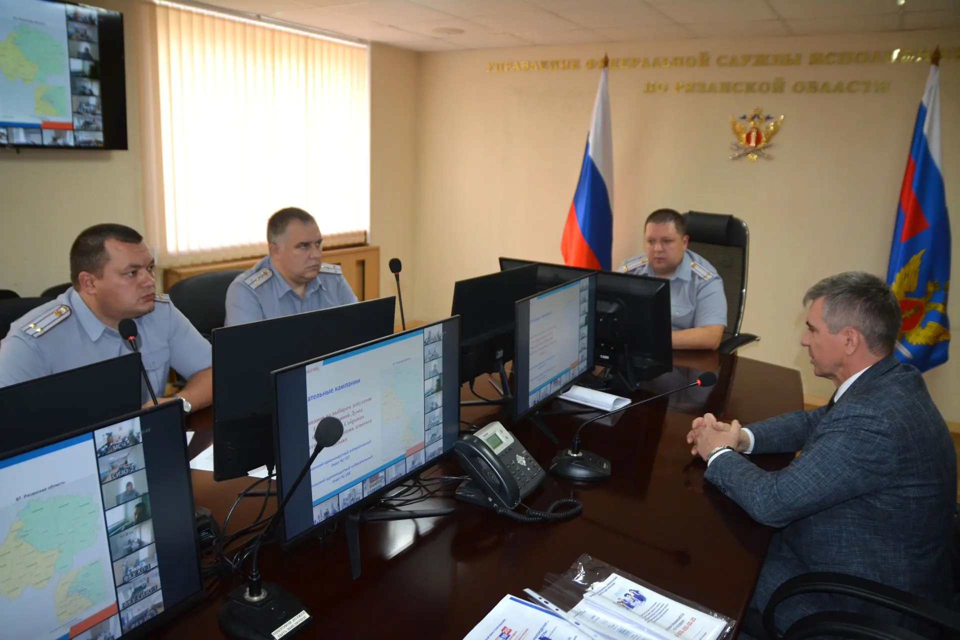 В УФСИН России по Рязанской области состоялась встреча сотрудников управления с председ...