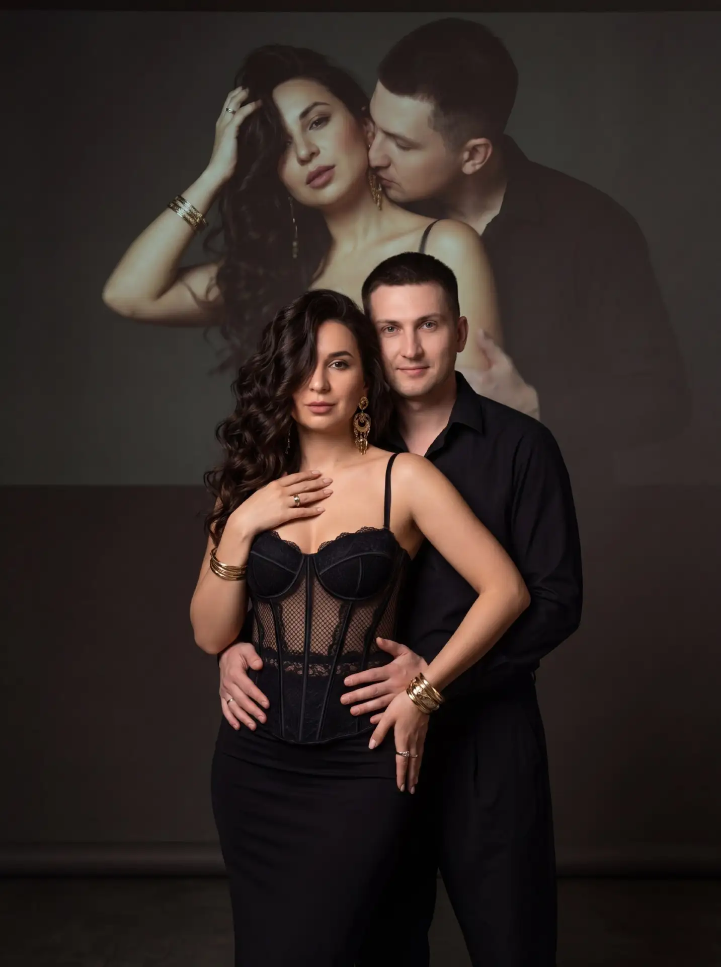 Лав стори без фотографа? С правильными промптами возможно всё 💍  Лето – традиционно свадебный сезон.