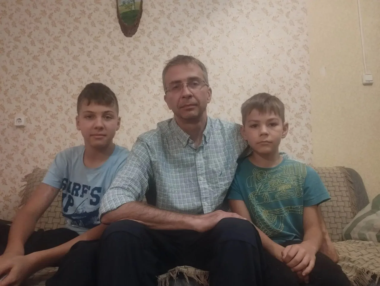 А вы знаете, что наш российский суд принимает решение о изъятии у отца детей - граждан ...