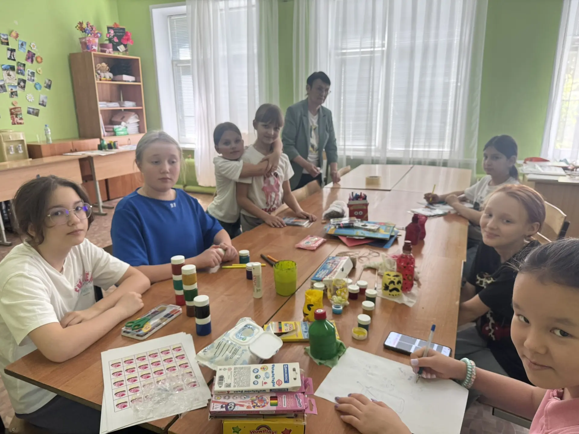 День 2 в лагере: Символы нашей Родины! 🇷🇺

Сегодняшний день в нашем лагере был посвящен самому гла