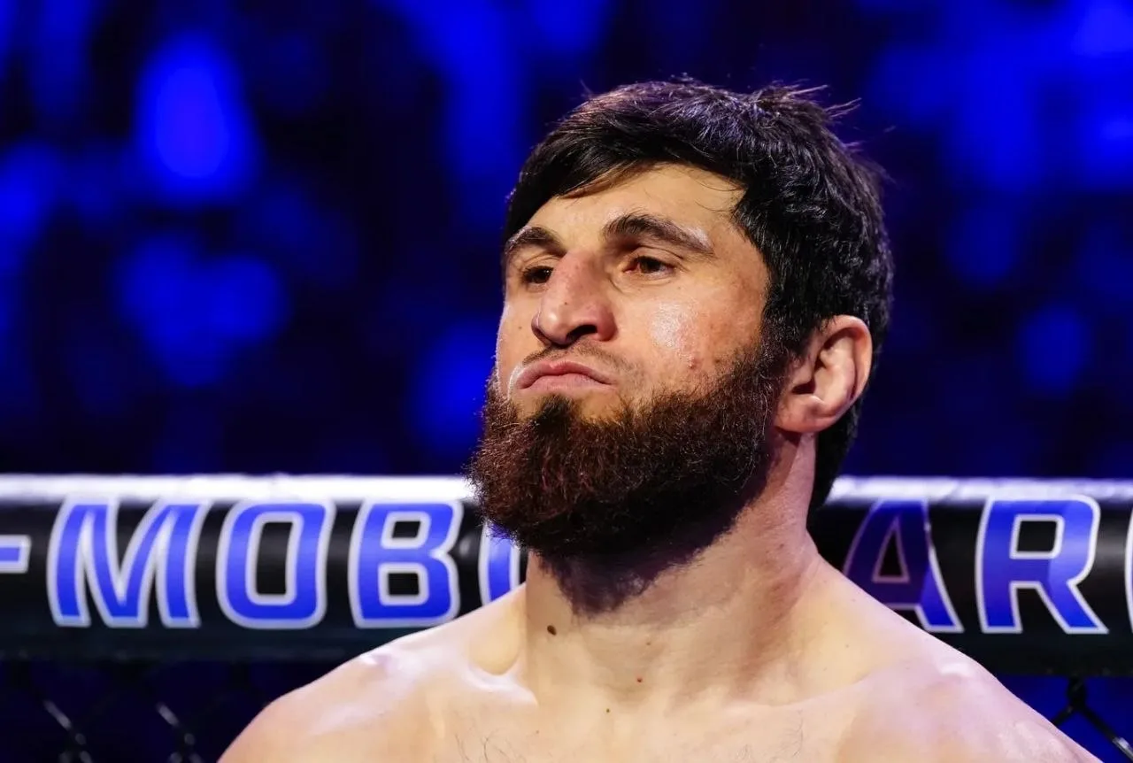 🔥Магомед Анкалаев вызвал на бой Иржи Прохазку  💬«Иржи, давай подеремся. Осмелишься вызвать меня на б