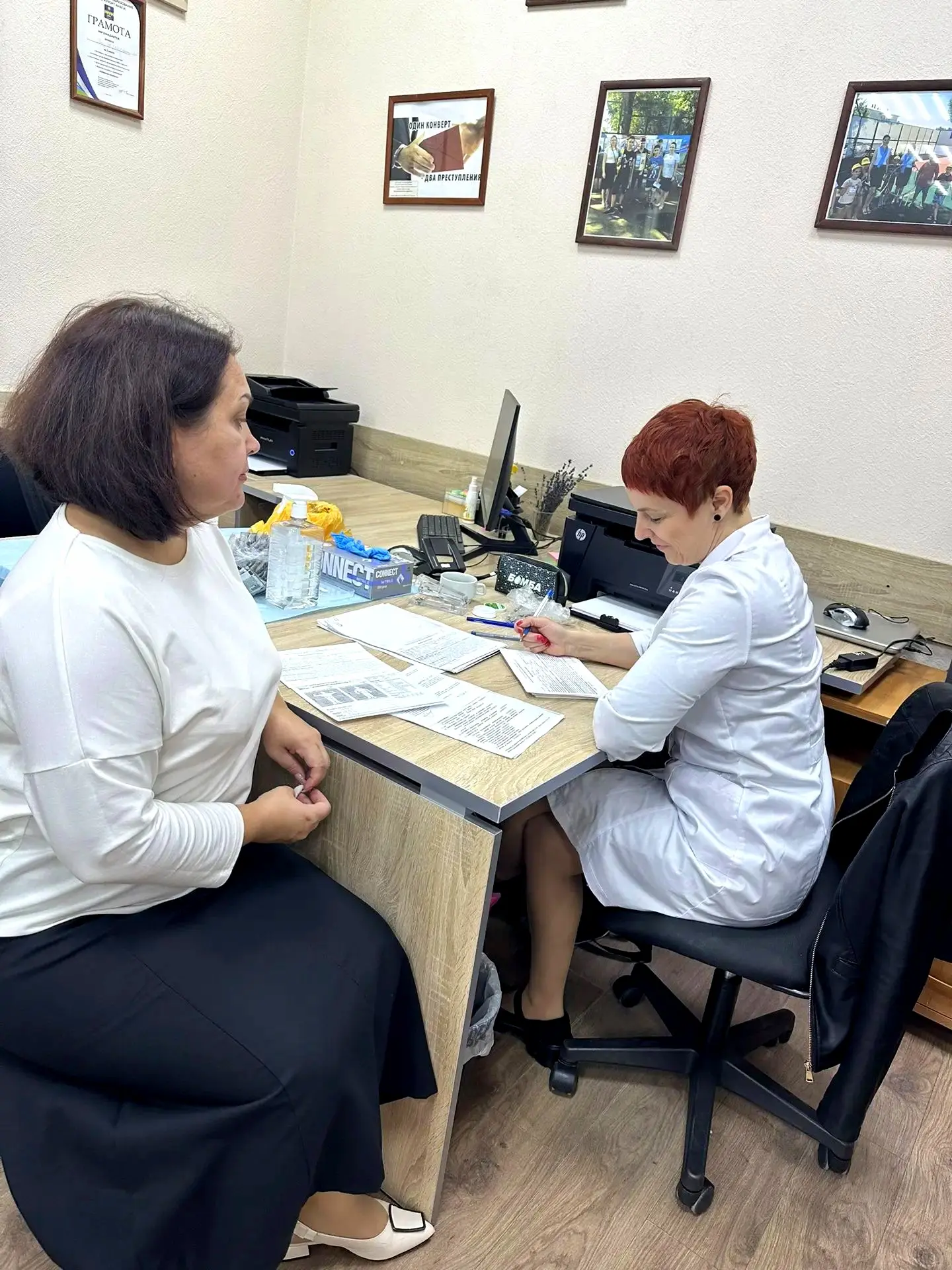 Сотрудников Управления социальной защиты населения обследовали на рабочем месте