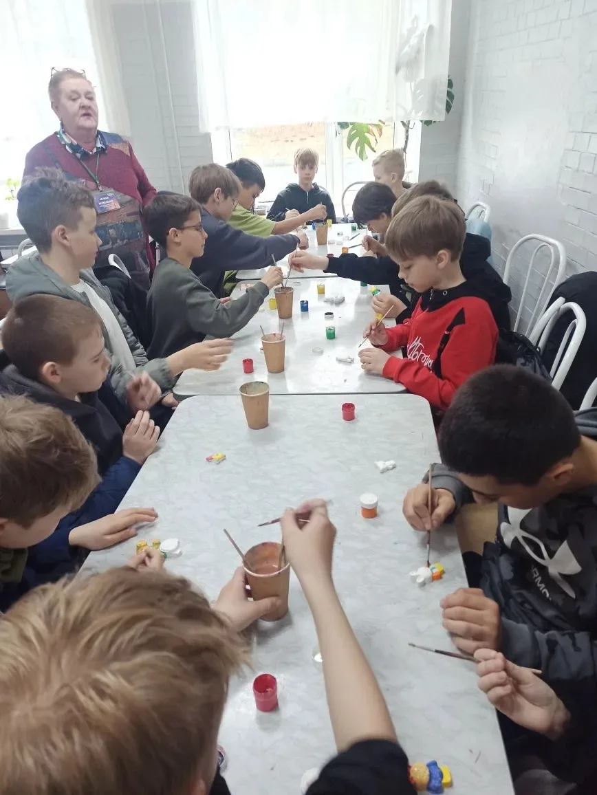 🏫 Школьная неделя завершилась ярким выездом в ДЗК «Абзаково»! 🏕️  Учебная неделя для ребят завершила