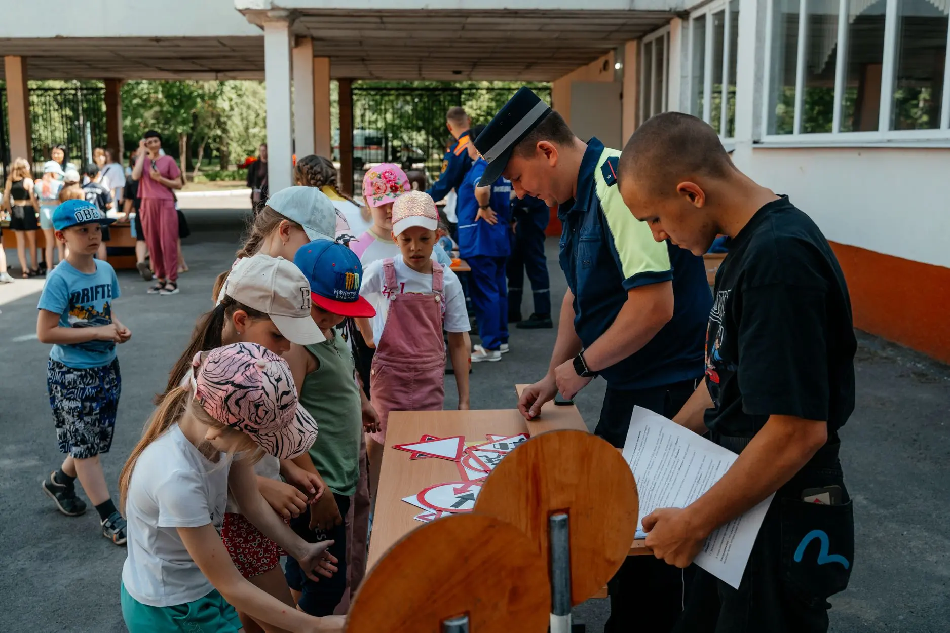 🎉Полицейские и общественники продолжают реализацию социально-ориентированного проекта ...