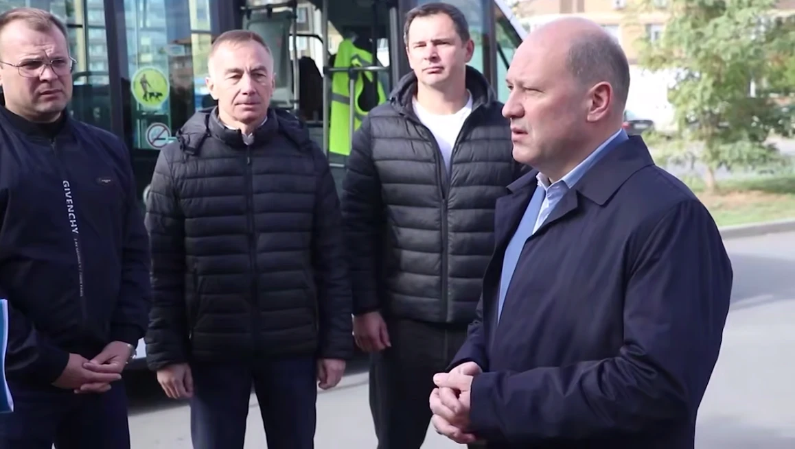 Глава Ростова Александр Скрябин провёл объезд дорожной сети города и проверил ключевые ...