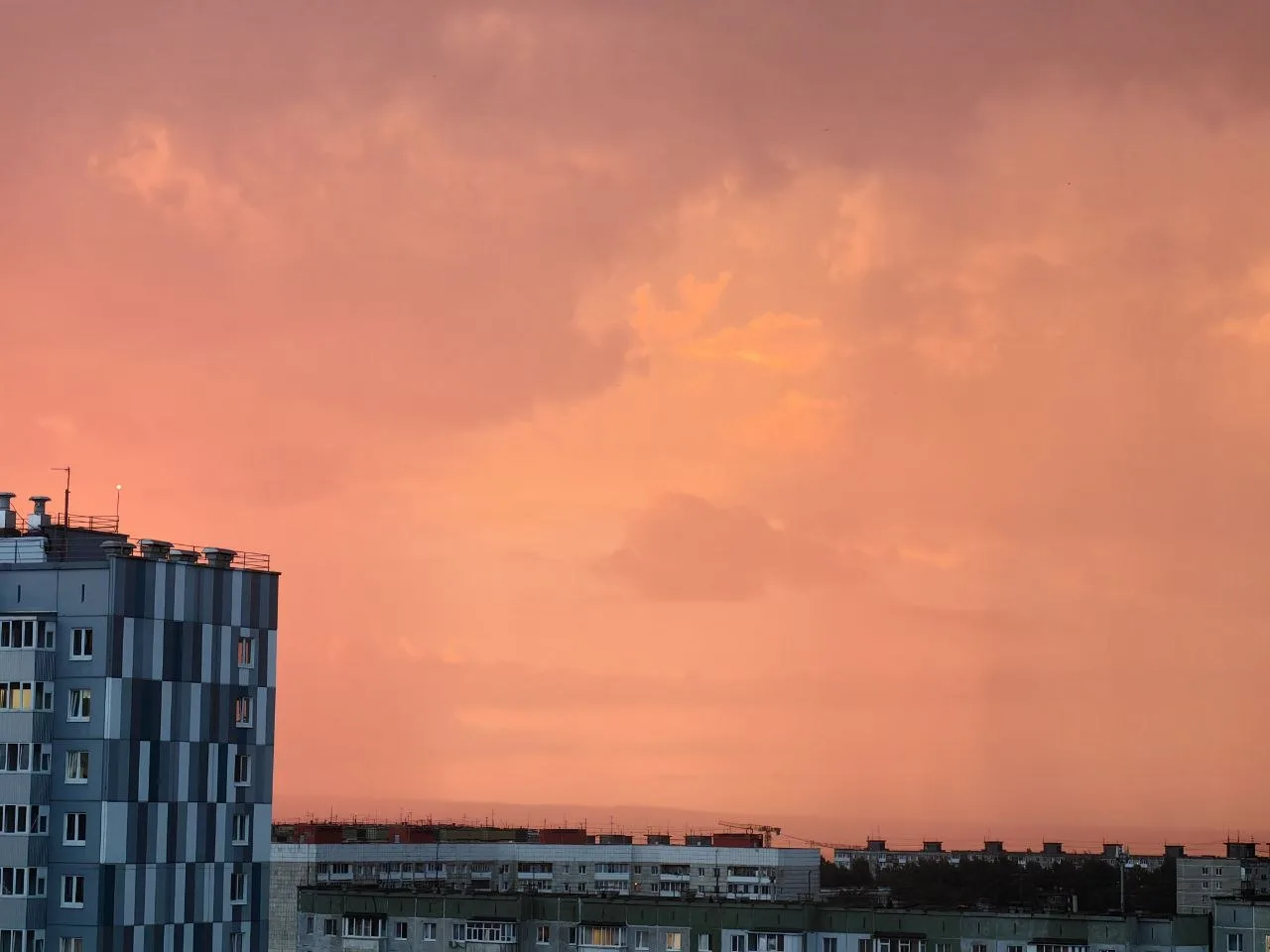 😍 Сегодняшний закат в Перми просто загляденье!

Дежурный в МАКС