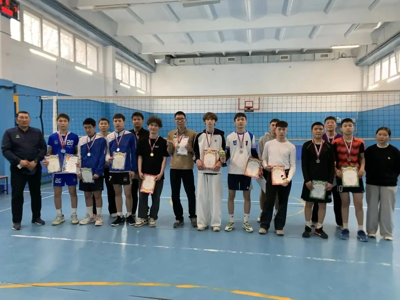 🏆 Абсолютные чемпионы!  10 мая в спортивном зале МОУ Усть-Ордынская СОШ №2 прошло открытое первенств