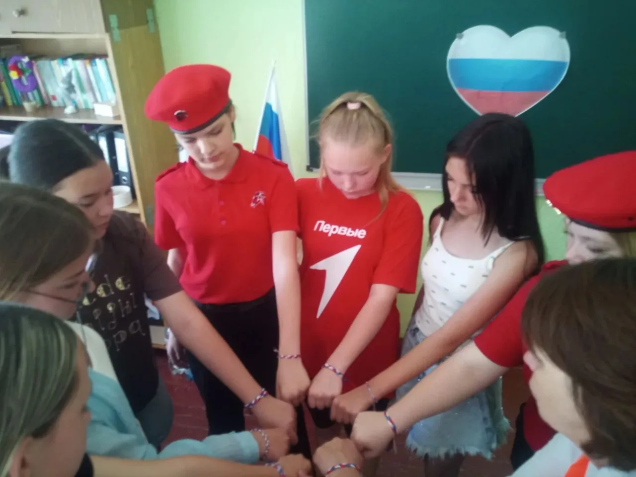 🇷🇺 В преддверии празднования Дня России участники летней досуговой площадки приняли у...