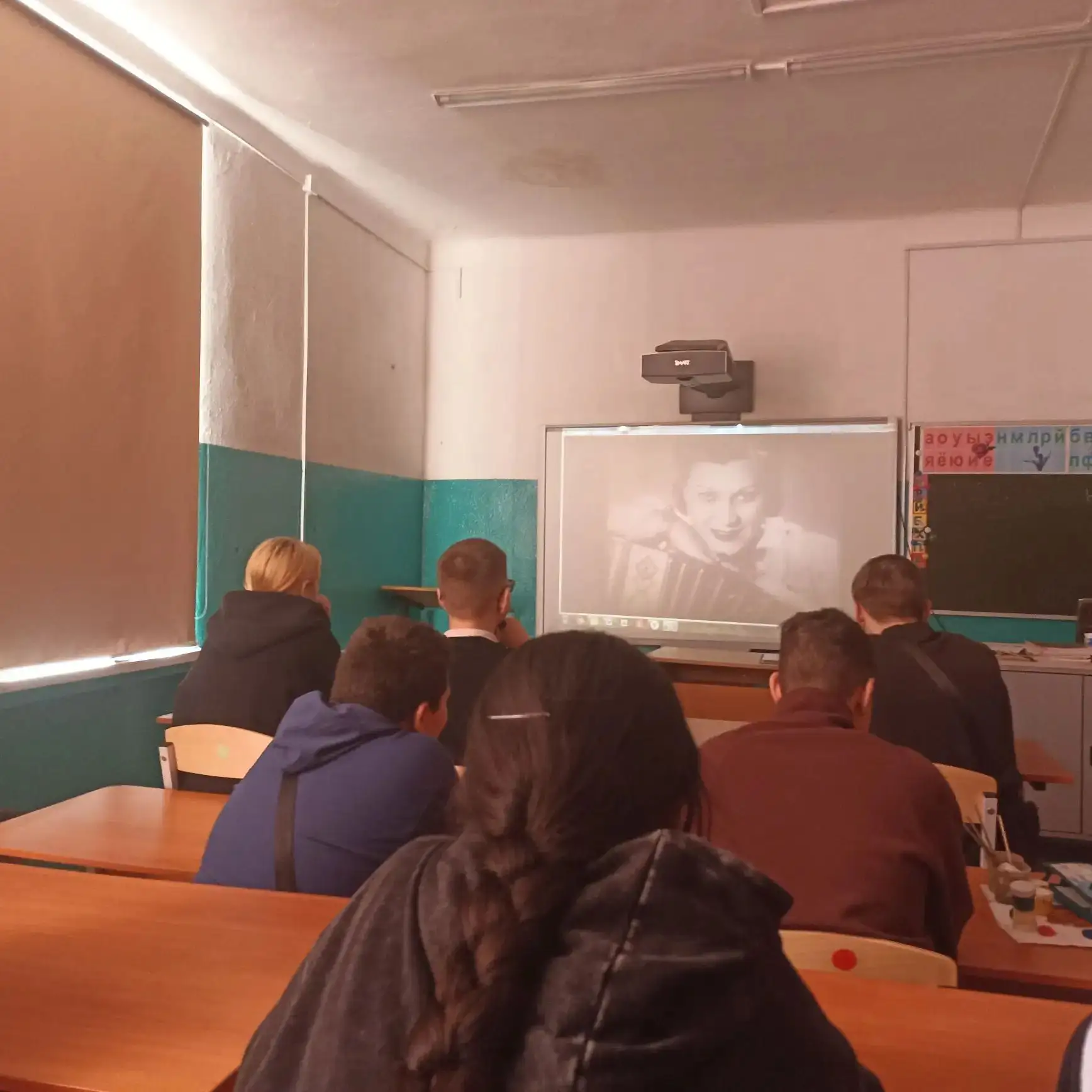 В этом году мы отмечаем  120 лет со дня рождения Клавдии Шульженко - певицы, которую со...