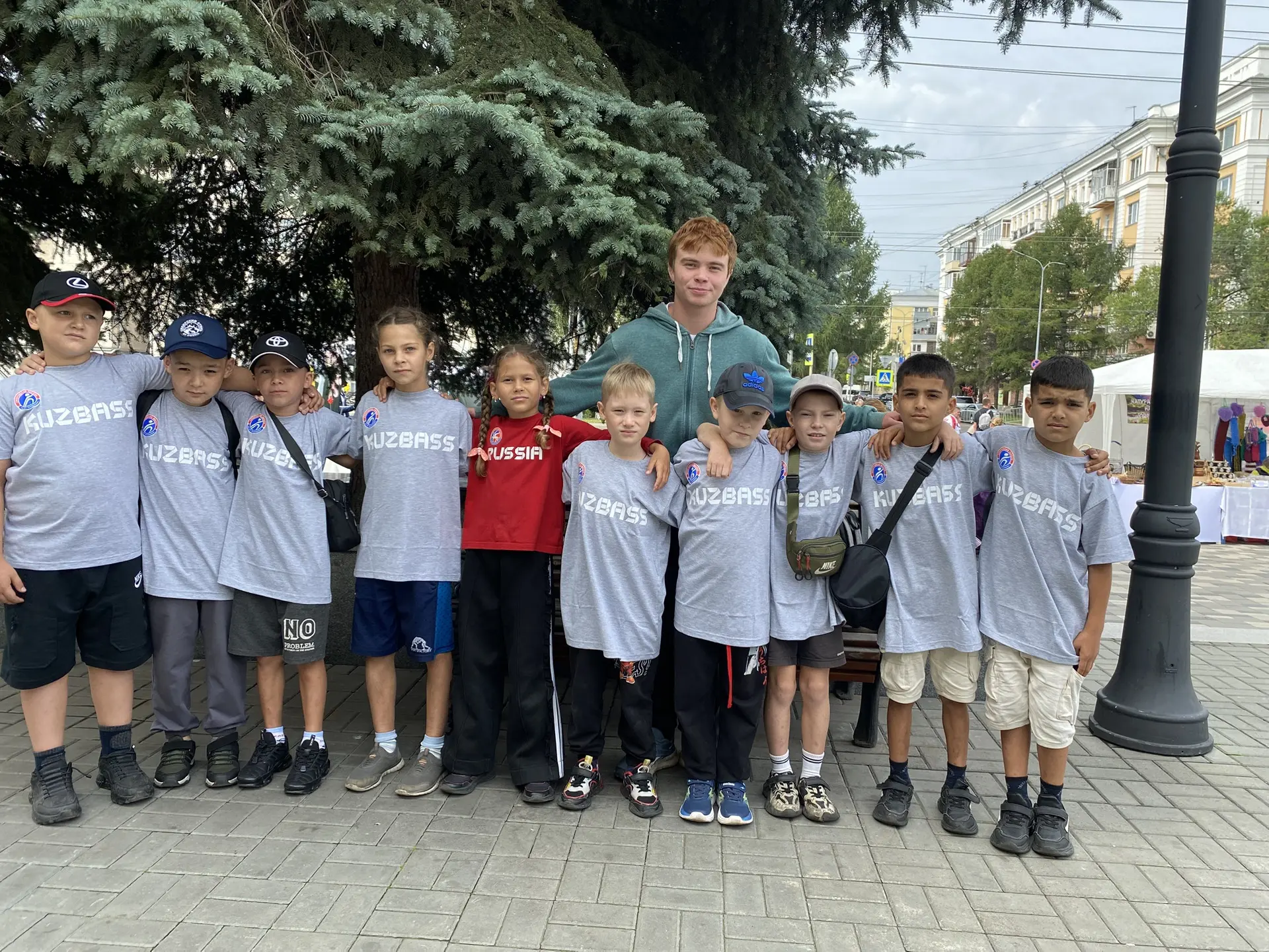 🎉 С ДНЕМ ШАХТЕРА, ДРУЗЬЯ! СПОРТИВНЫЕ ПОБЕДЫ НА ПРОСПЕКТЕ МЕТАЛЛУРГОВ! 🎉