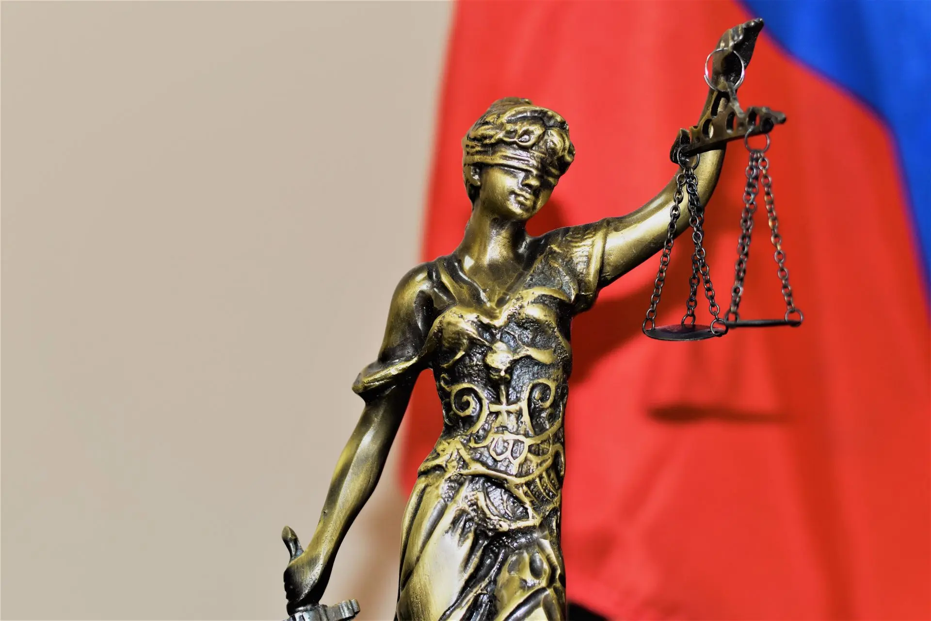 ⚖️ Суд удовлетворил иск налогового органа о взыскании убытков, понесенных по делу о бан...