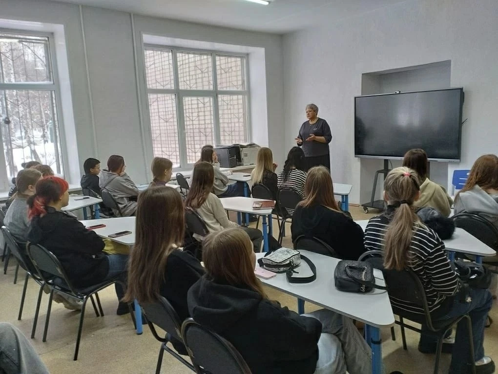 В рамках проекта "Стань для меня семьей" прошла встреча со студентами.