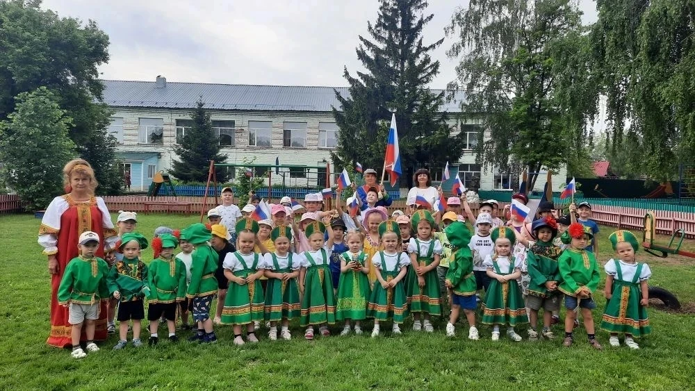 В МБДОУ "Детский сад  "Светлячок" СОСТОЯЛСЯ ТЕМАТИЧЕСКИЙ ДЕНЬ РОССИИ «ПУТЕШЕСТВИЕ ПО РО...