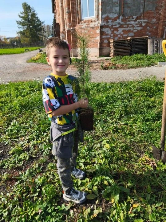 То, что нас объединяет - взаимопомощь, любовь к родному краю и преемственность поколени...