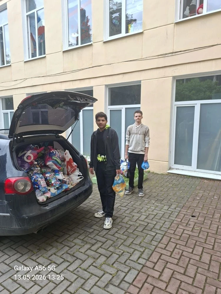 ♻️ Завершилась общешкольная экологическая акция «Добрые крышечки» — добрая традиция, которая вновь о
