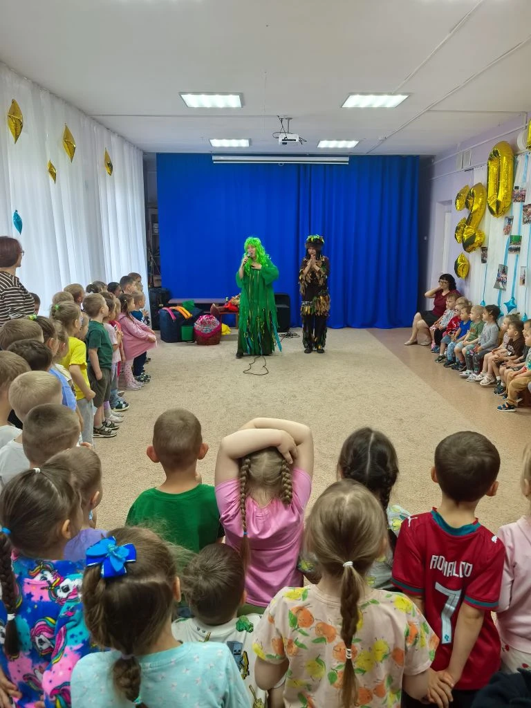 🎭🪗 Сегодня наш детский сад наполнился задорными народными мелодиями и искренним детск...