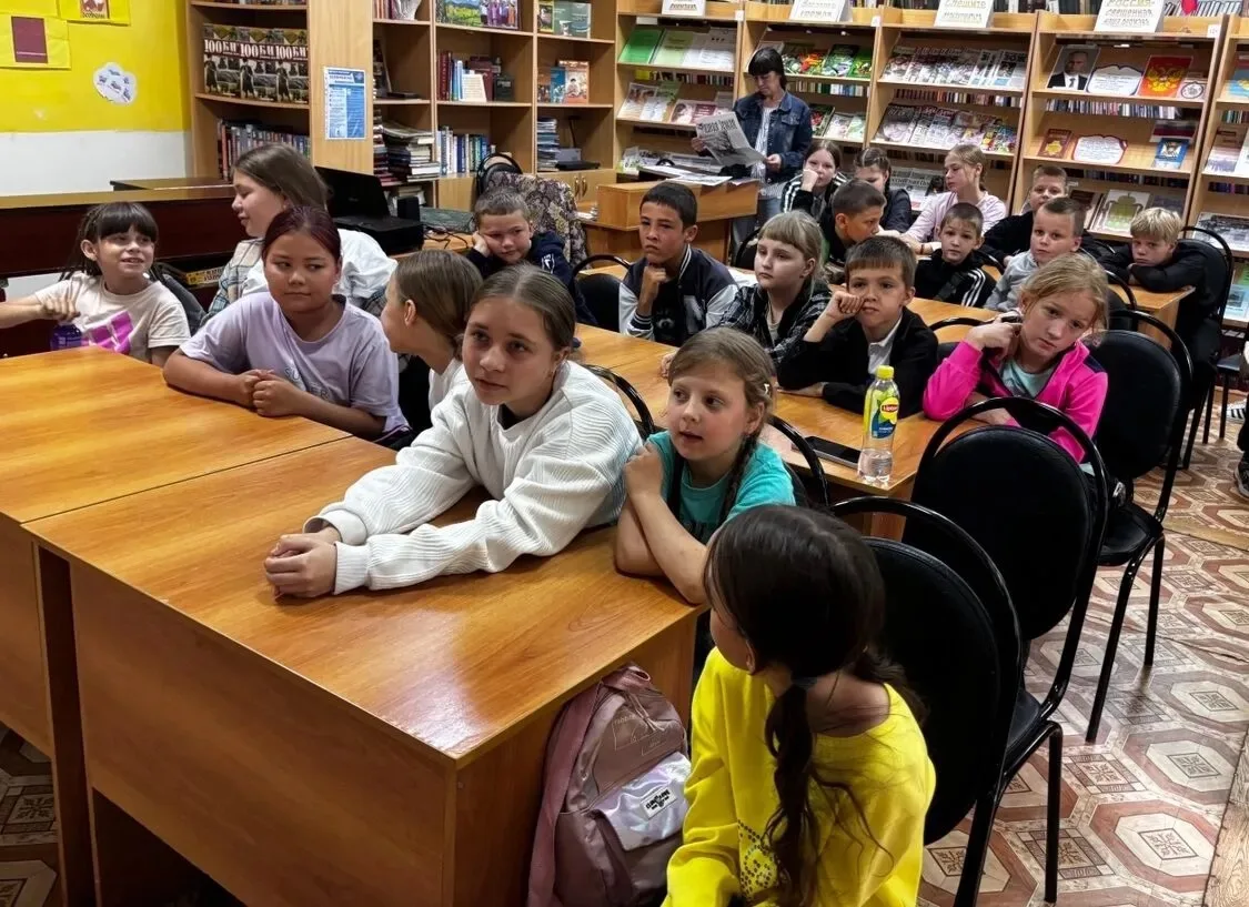 👍 Для ребят из пришкольного лагеря  «Муравейник»  провели урок безопасности  «Безопасные каникулы».
