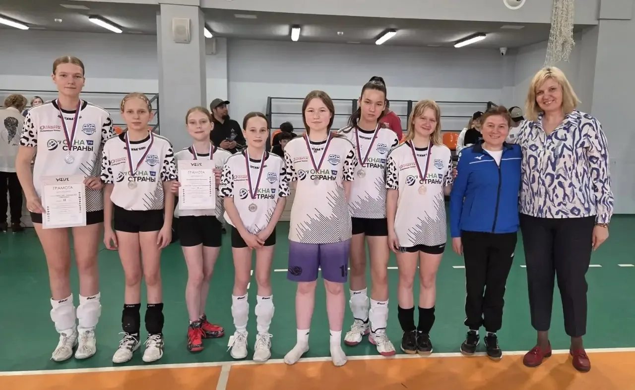 🎉 Поздравляем команду «Притяжение» с серебром 🎉Девушки из МБОУ «ЦО – Гимназия №57» достойно представ