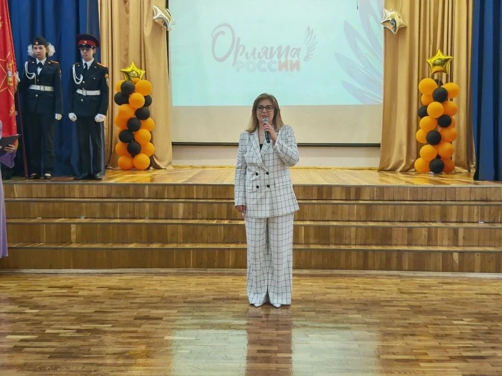 ✨ День, когда обещания звучат от всего сердца!   Сегодня в нашей школе был особенный день. Сразу два
