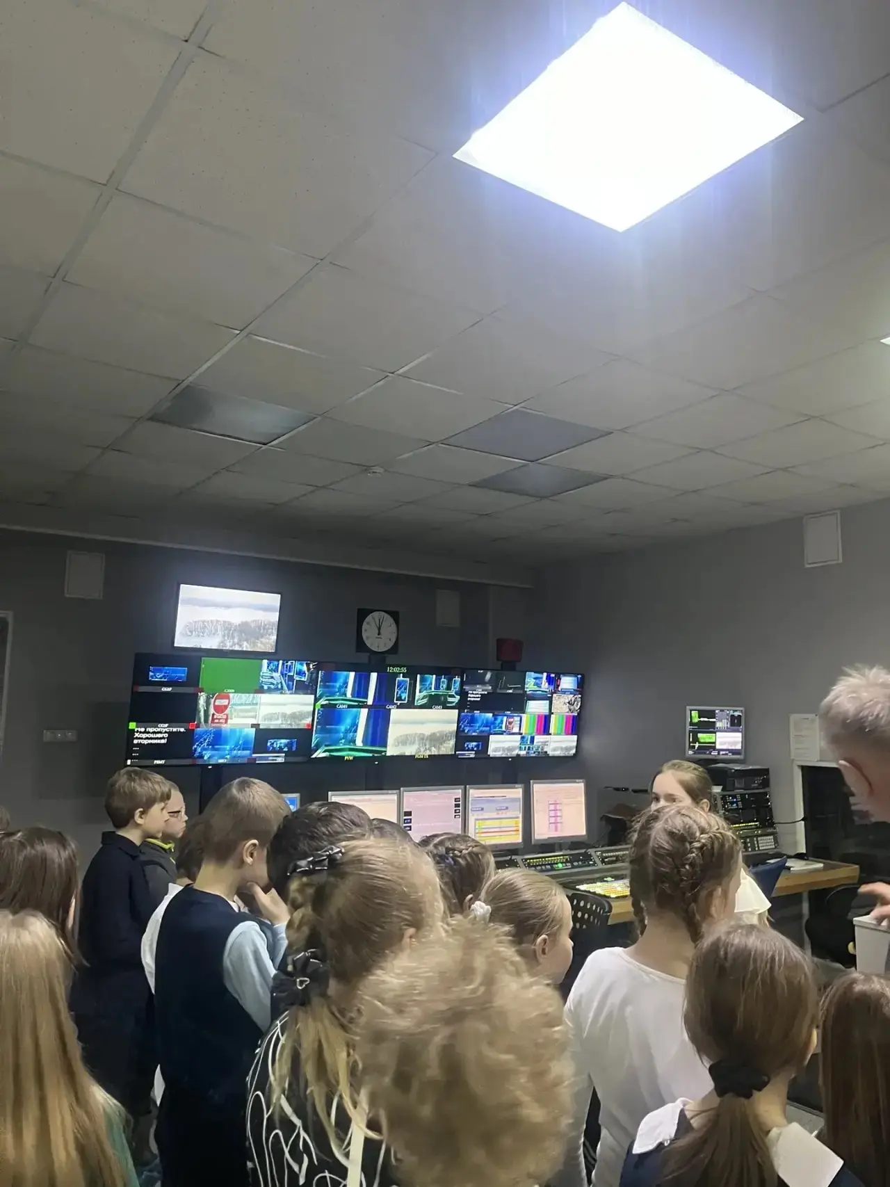 24 марта студия ГТРК "Алтай" распахнула свои двери для учеников ЗА класса, предложив им захватывающе
